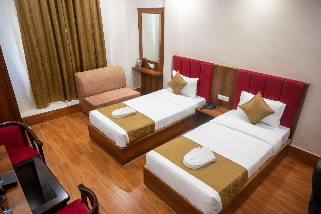 Kiran Palace Hotel Váránaszi Kültér fotó